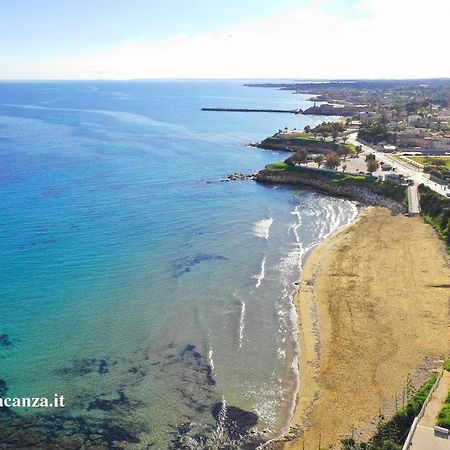 אבולה Luci Apartment Sea Beach מראה חיצוני תמונה