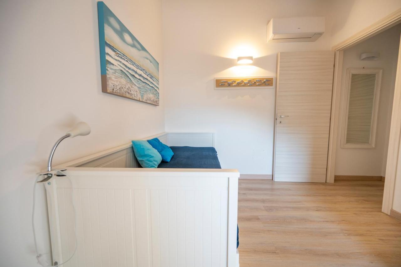 אבולה Luci Apartment Sea Beach מראה חיצוני תמונה