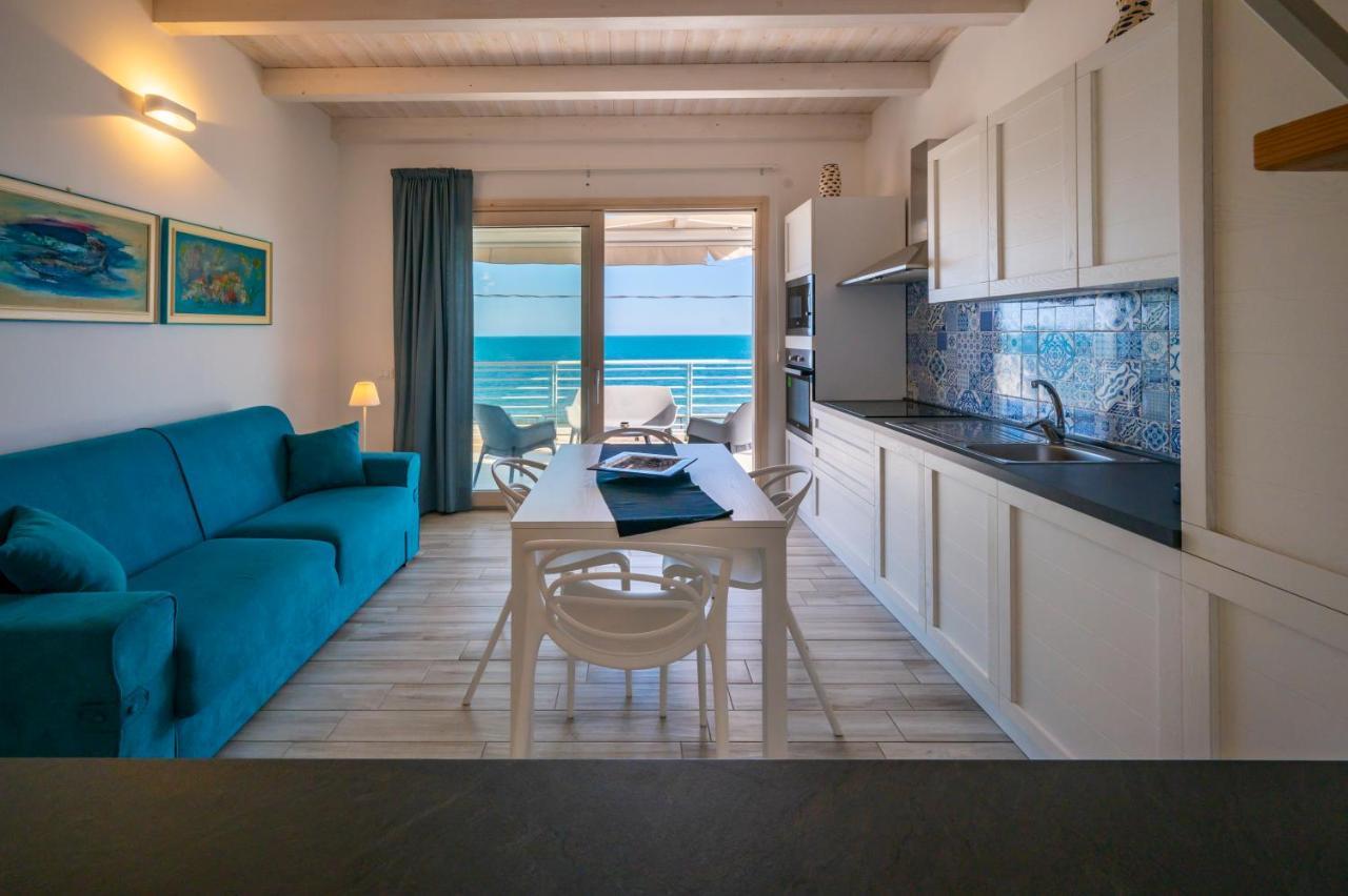 אבולה Luci Apartment Sea Beach מראה חיצוני תמונה